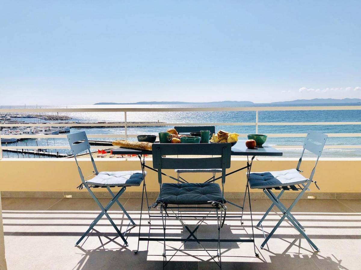 T3 Front De Mer Dernier Etage Vue Mer Petit Havre De Paix Pour Vos Vacances Emplacement Unique Vue Mer Panoramique A 180 Degres Pour Ce T3 En Face De La Plage Front De Mer Vue Sur Les Iles 5 Et Dernier Etage Avec Ascenseur Le Lavandou Extérieur photo